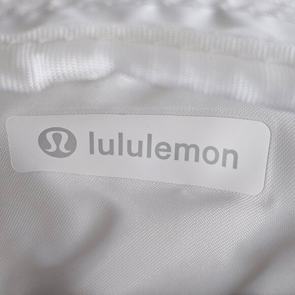 NWT LULULEMON White Everywhere Belt Bag Disney Embroidered Mickey in Motion 1L - Picture 12 of 15